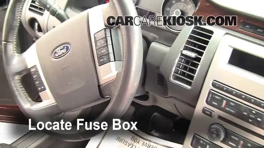 2009 Ford Flex SEL 3.5L V6 Fusible (intérieur)